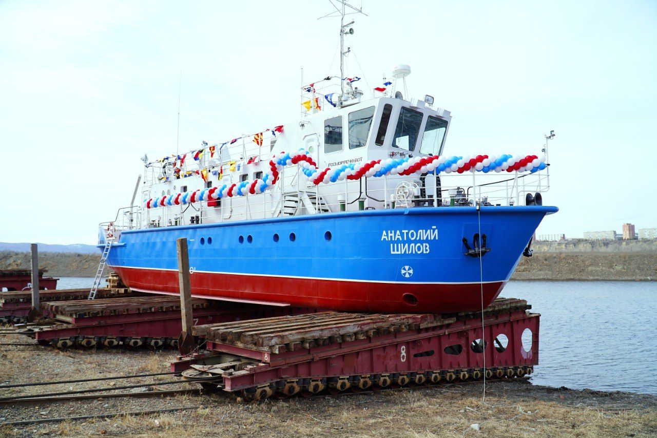 ЗАО «Нефтефлот» спустил на воду промерное судно пр. RDB 66.62 т/х «Анатолий Шилов»