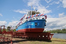 Самарский судостроительный завод ЗАО «Нефтефлот» спустил на воду два промерных судна проекта RDB 66.62 